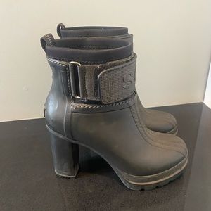Womens Sorrel Boots Size 5